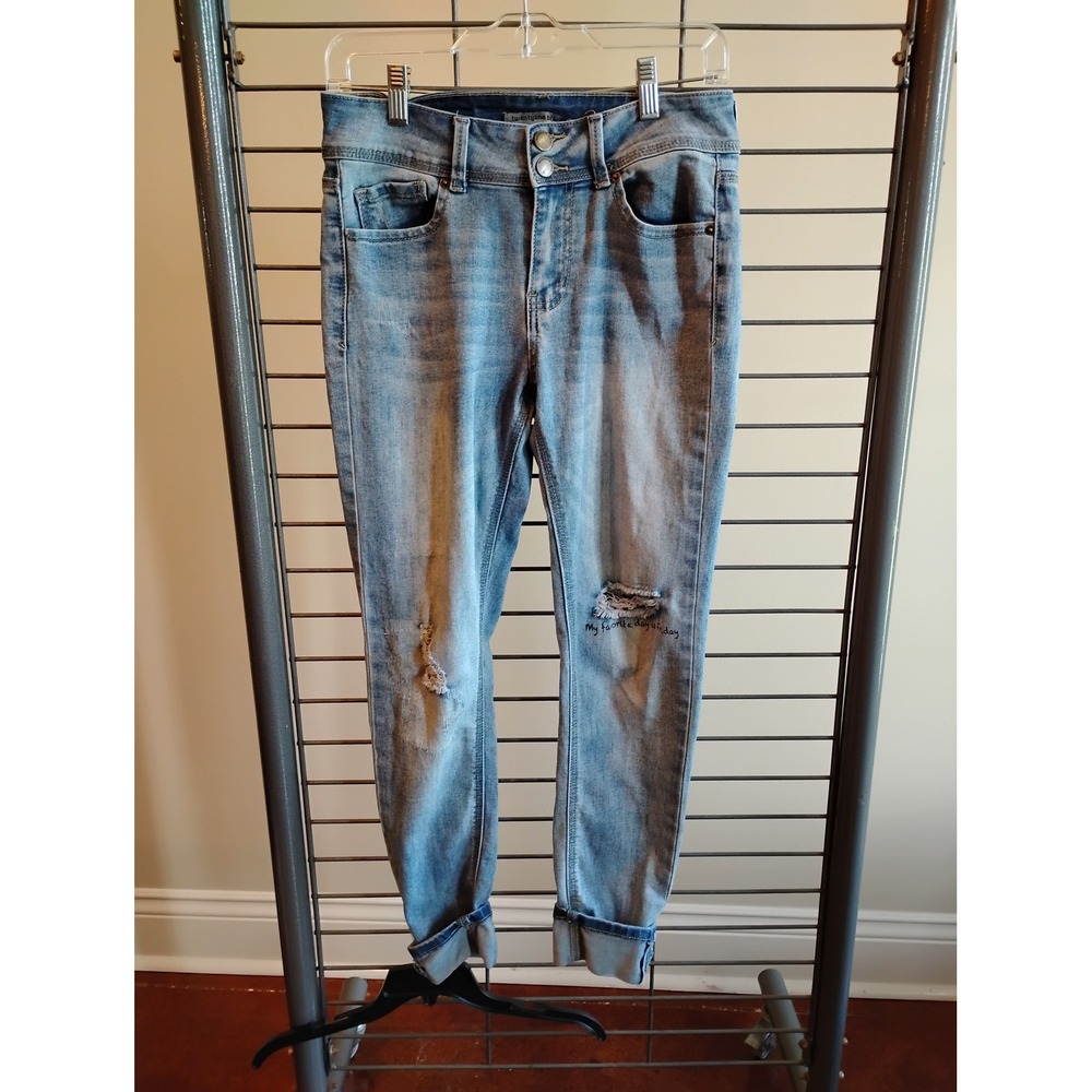 Twentyone Black by Rue21 Mid Rise Skinny Flex Distressed Jeans Light Wash 7/8R